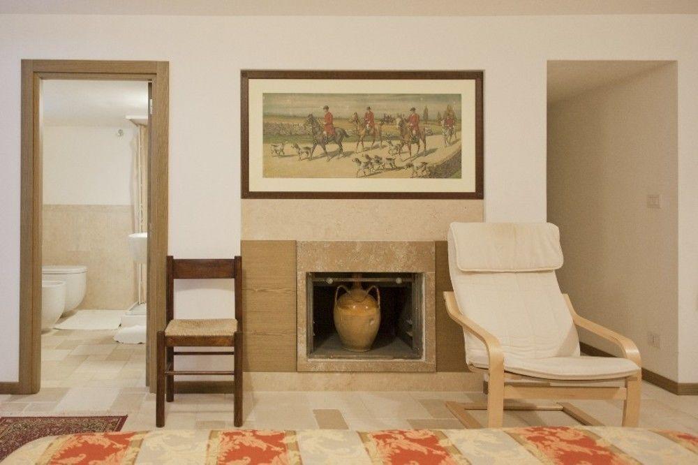 Grotta Cilicia B&B โนซิ ภายนอก รูปภาพ