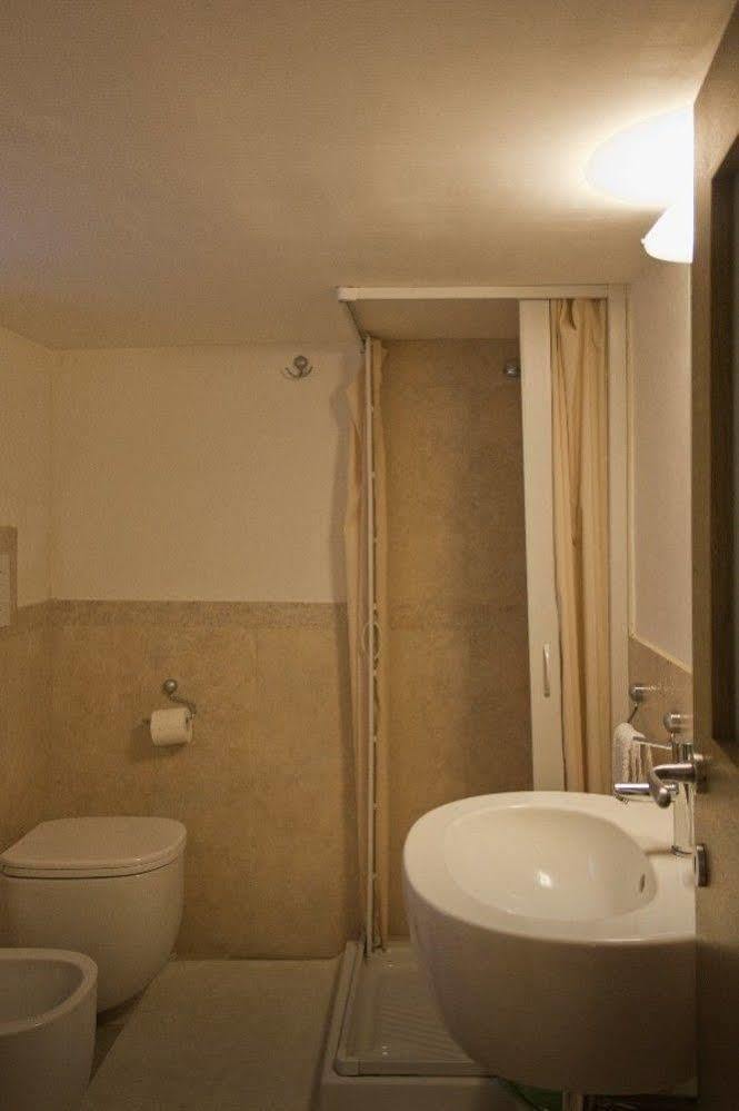 Grotta Cilicia B&B โนซิ ภายนอก รูปภาพ