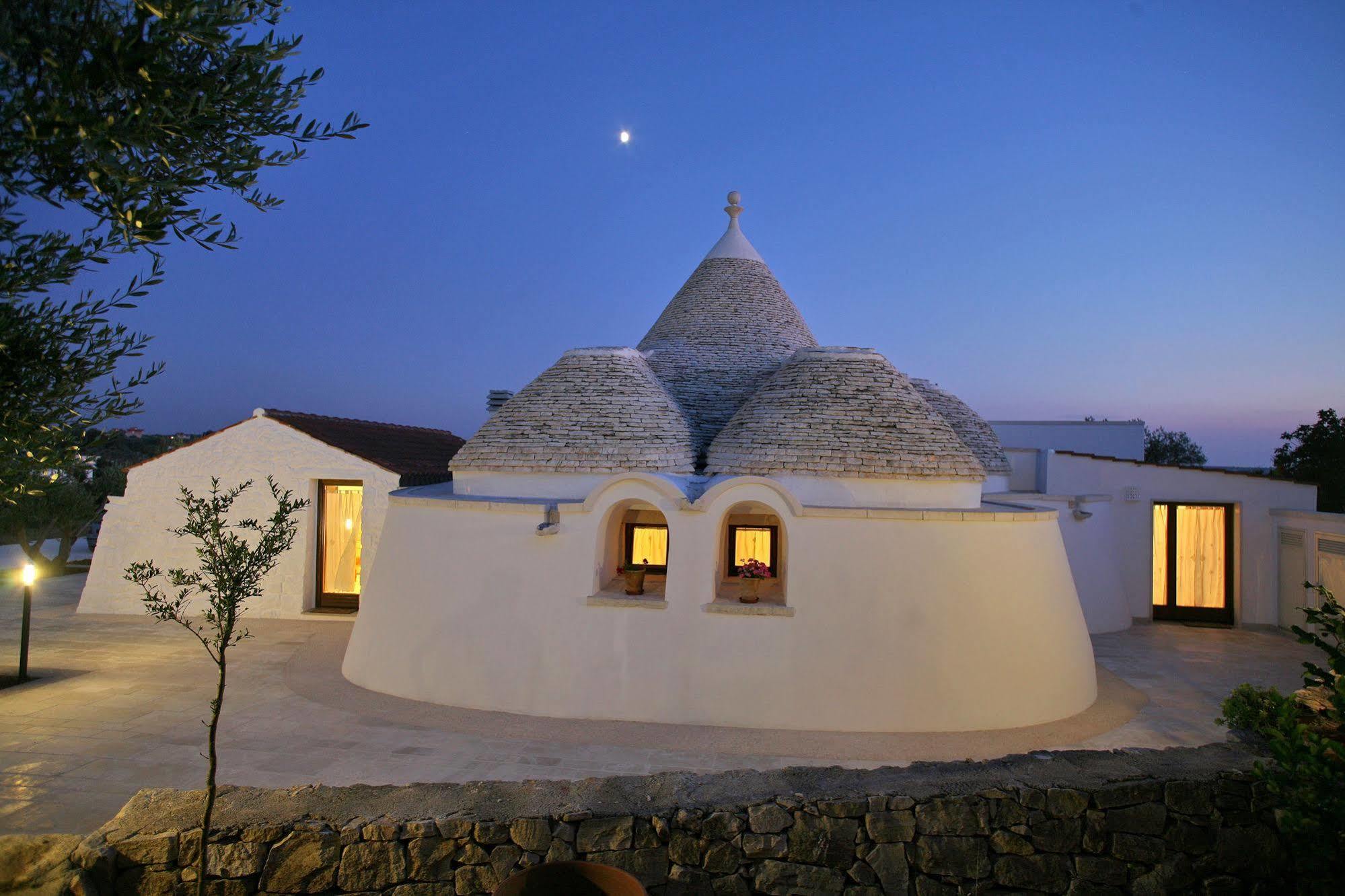 Grotta Cilicia B&B โนซิ ภายนอก รูปภาพ